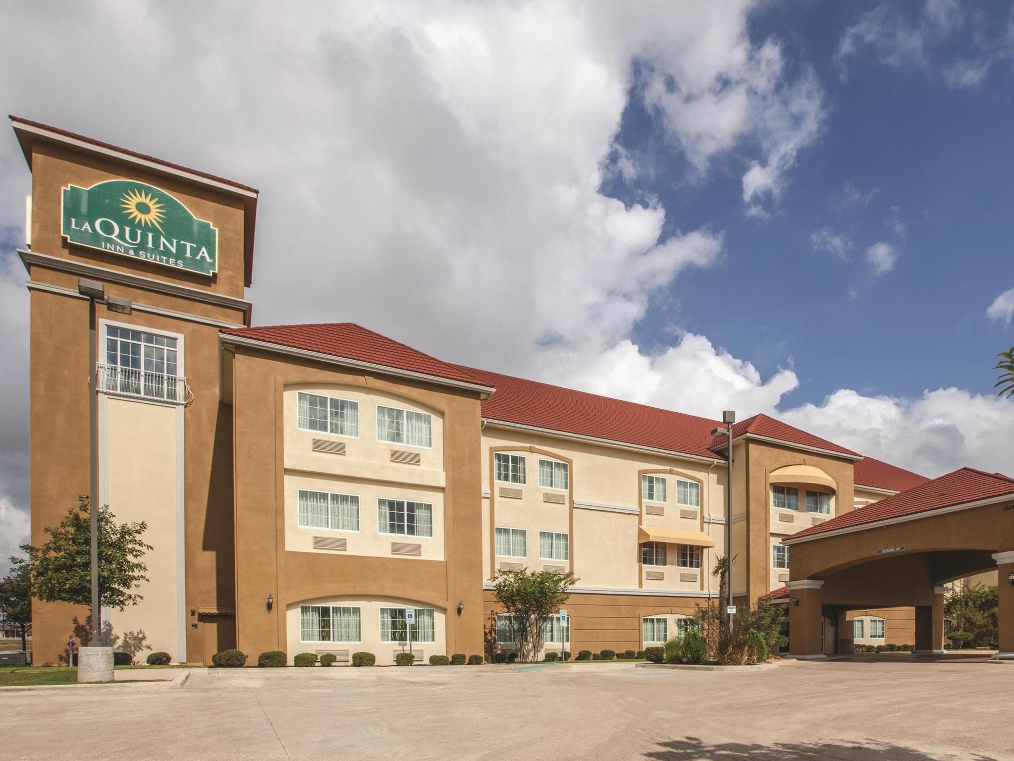 La Quinta By Wyndham Kyle - Austin South Hotel Exterior foto